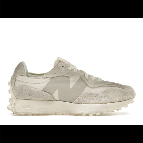 New Balance Shoes - New Balance Light Gray Sneakers